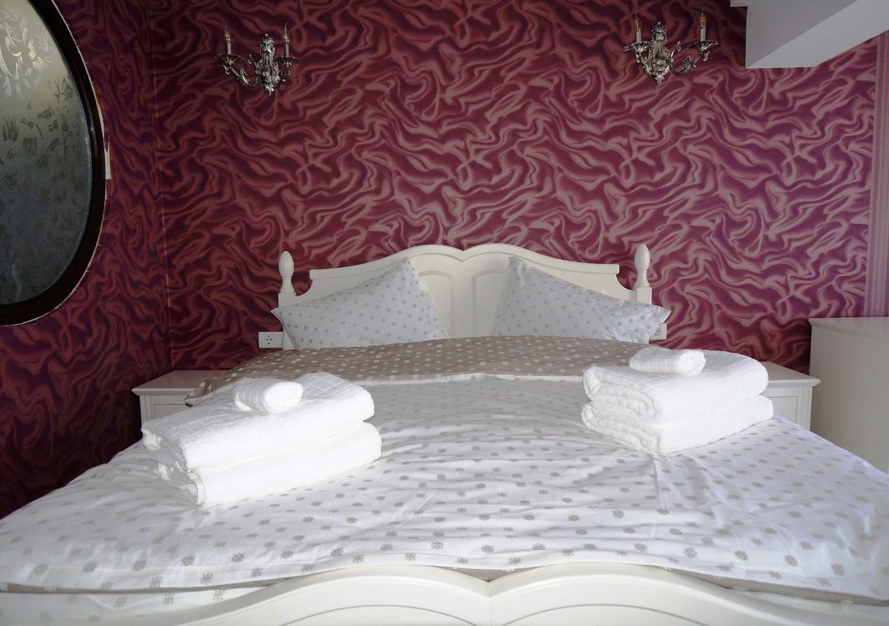 Romantic Boutique Fokszany Zewnętrze zdjęcie