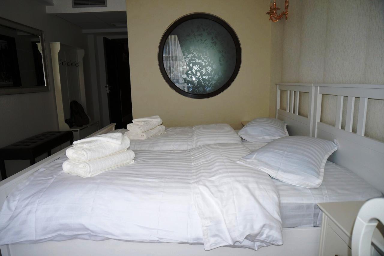 Romantic Boutique Fokszany Zewnętrze zdjęcie